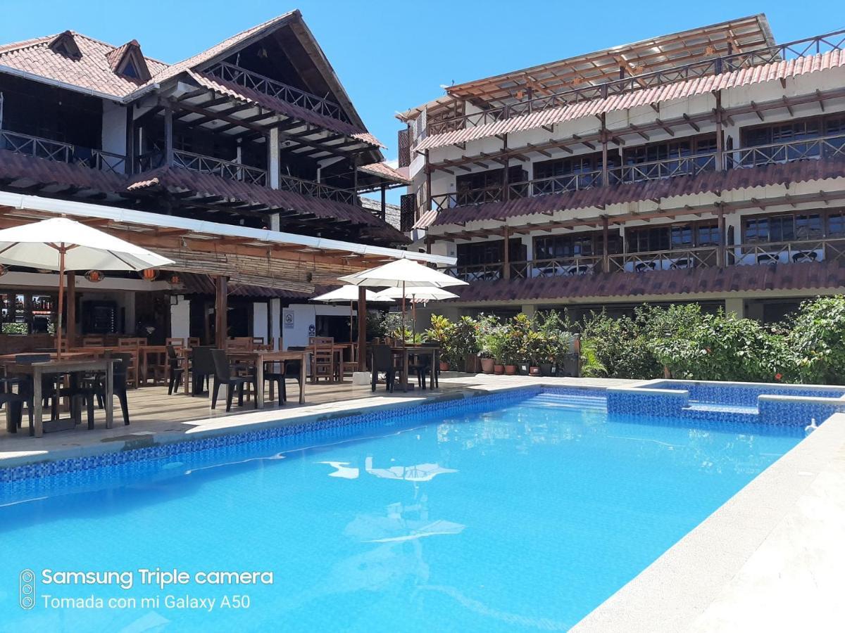 Hotel La Vista กานัว ภายนอก รูปภาพ