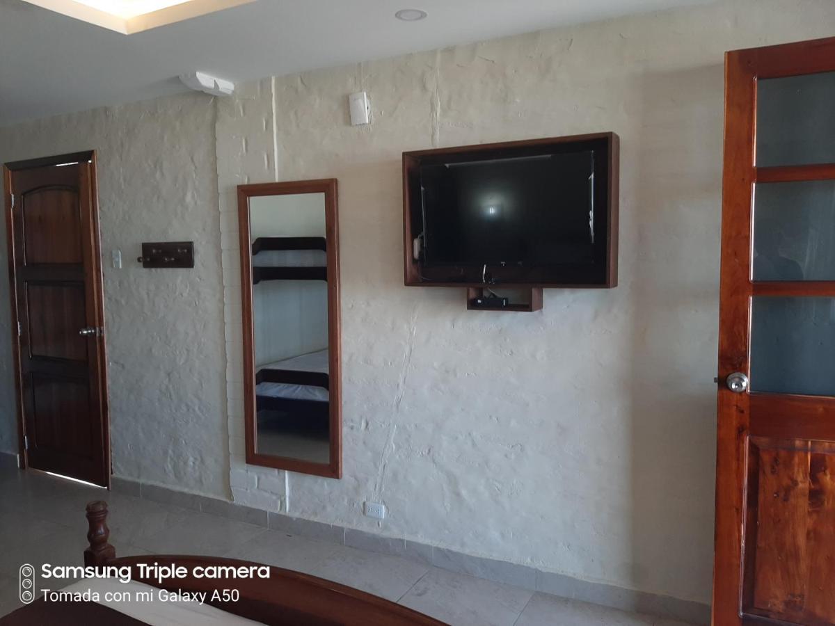 Hotel La Vista กานัว ภายนอก รูปภาพ