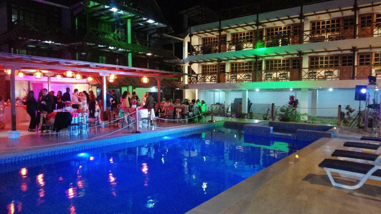 Hotel La Vista กานัว ภายนอก รูปภาพ